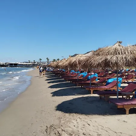 Irek's Lungomare Vlore